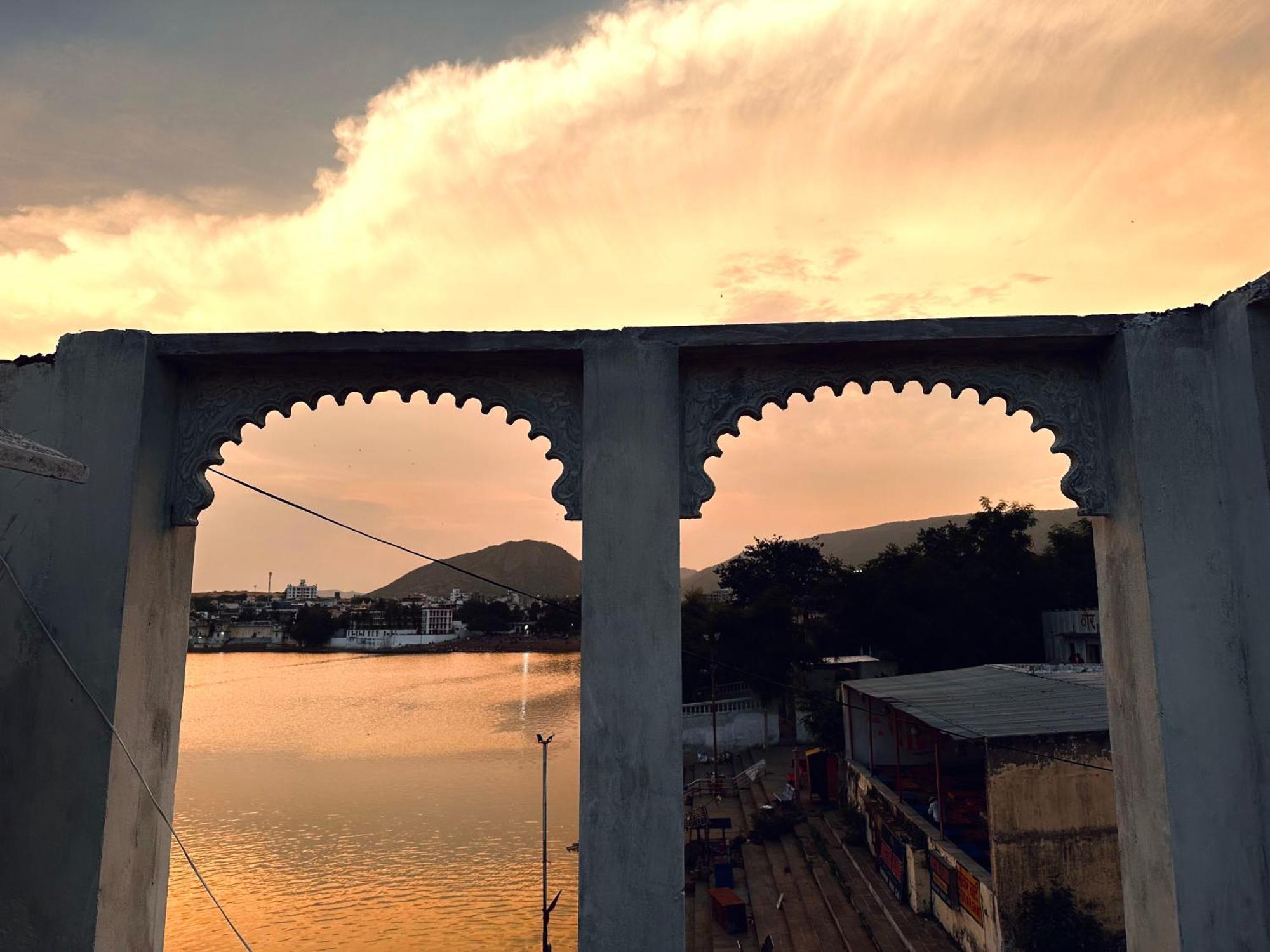 Hotel Kota kunj Heritage Pushkar Bagian luar foto